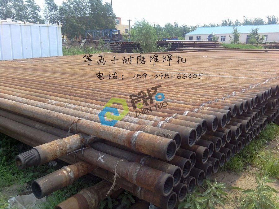 `鉆桿耐磨帶堆焊`